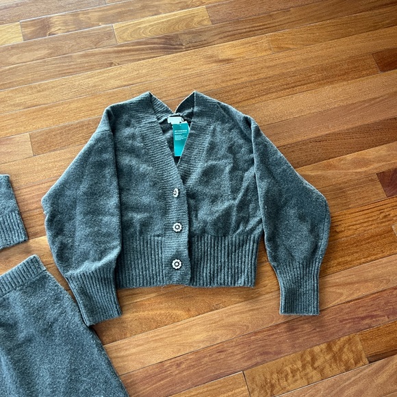 H&M 3 pc Skirt Top Sweater Set XS S - Picture 5 of 8